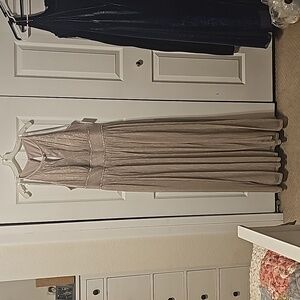 Davids bridal dress, designer: Oleg Cassini, size 20w, never worn. Color: blush